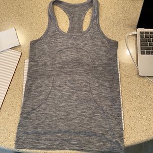 Lululemon Swiftly Tech Racerback Size 8 Gray